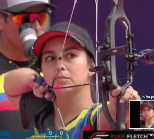 Sara Lopez shoots WORLD RECORD in Medellin (150 12X) | #shorts